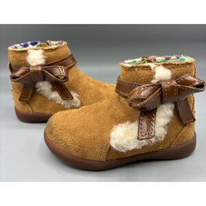 UGG‎ Kids Libbie Suede Boots With Fleece Lining Size 6.5 Leather GIrls Winter